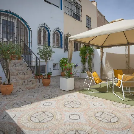 Casa Lima - Spacious Souterrain Close To The Lägenhet Torremolinos
